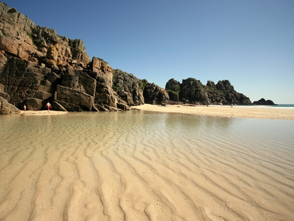 Deserted, Logans Rock - 