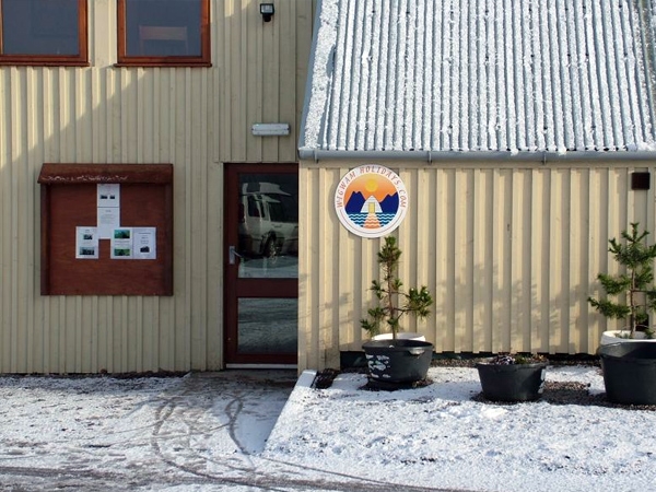 East Grange Wigwams Reception - East Grange Wigwams are open - even in the frosty months of Winter