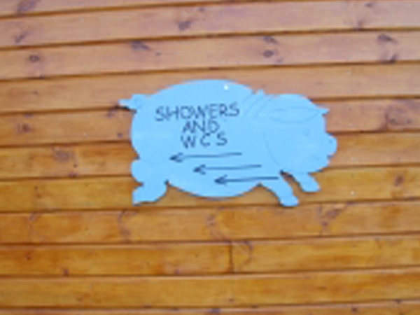 Frogwell Wigwams - The Showers