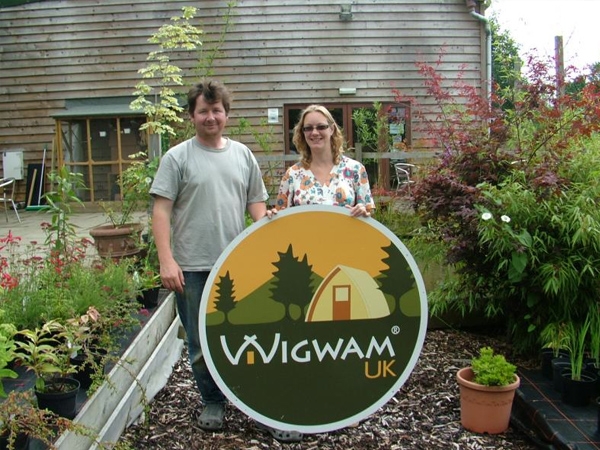 Honeybrook Wigwams - Pete and Angie welcome you to Honeybrook Wigwams