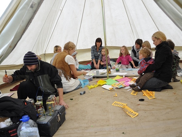 Crafts and Fun at Humble Bee -