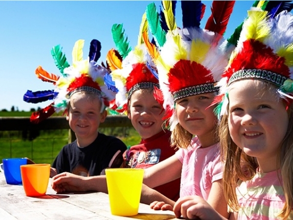 4 Little Indians - Let your little indians have a powwow at Humble Bee Wigwams