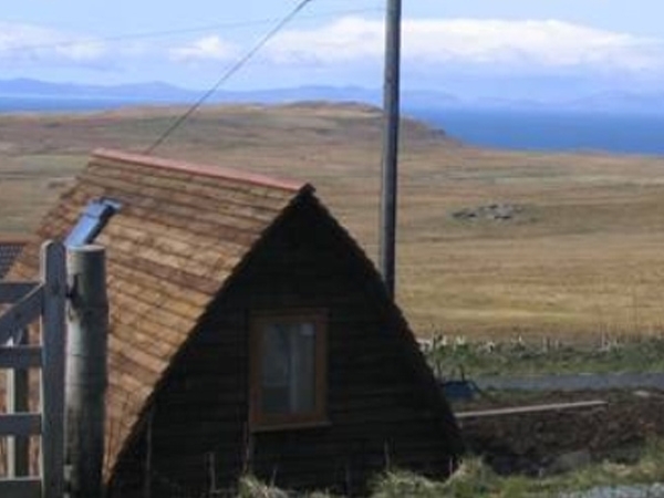 Whitewave Wigwams - Stunning scenery surrounds the wigwams at Whitewave on the Isle of Skye