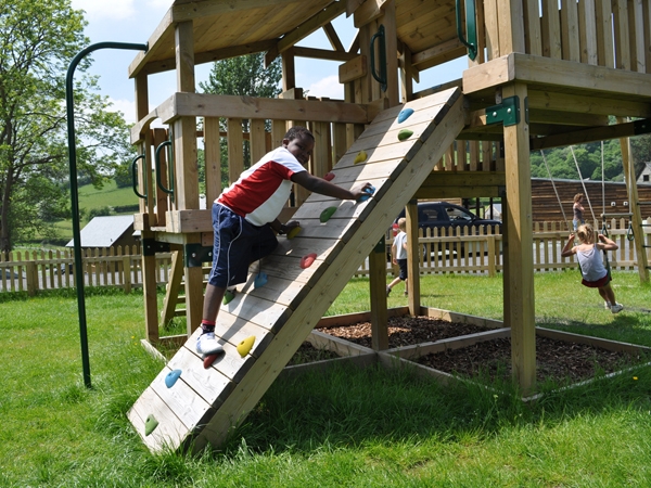 Black Hall Wigwams - Fun and safe outdoor equipment