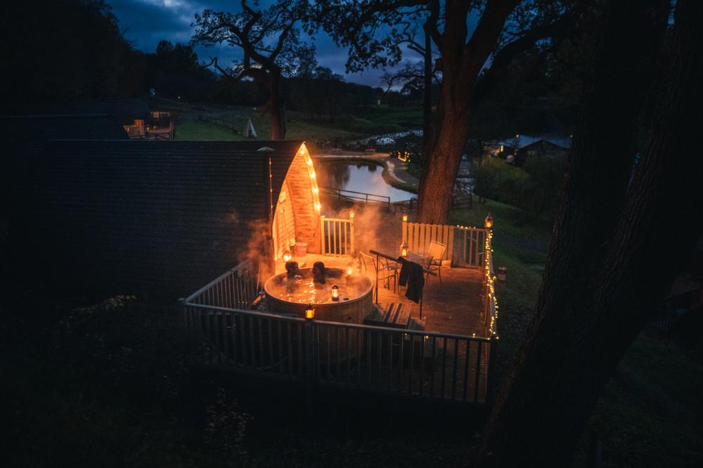 Wigwam Holidays Brampton - Cumbria - Hot Tub Glamping